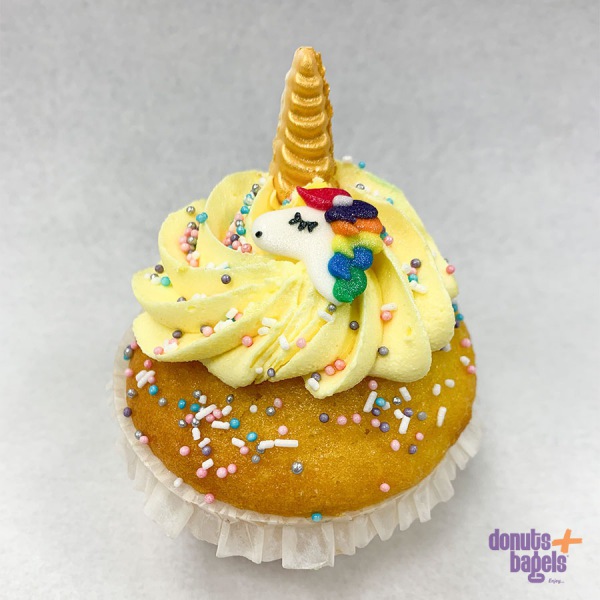 Unicorn cupcake geel