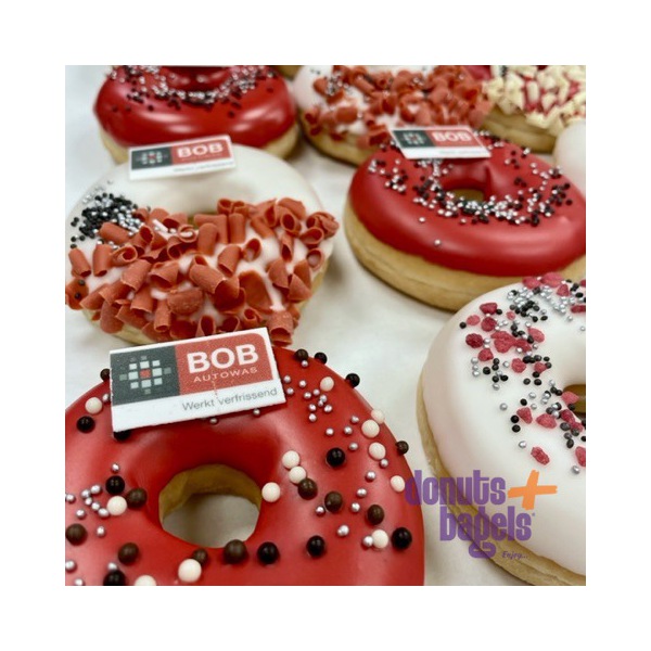 Donuts met logo Bob Carwash